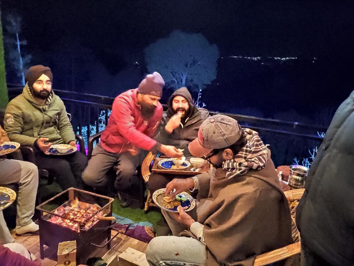 The Asgard Kasauli Bed & Breakfast Екстериор снимка